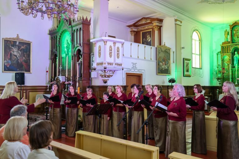 centro moterų choras „Sedula“ dalyvavo chorų festivalyje „Diemedžiu žydėsiu“